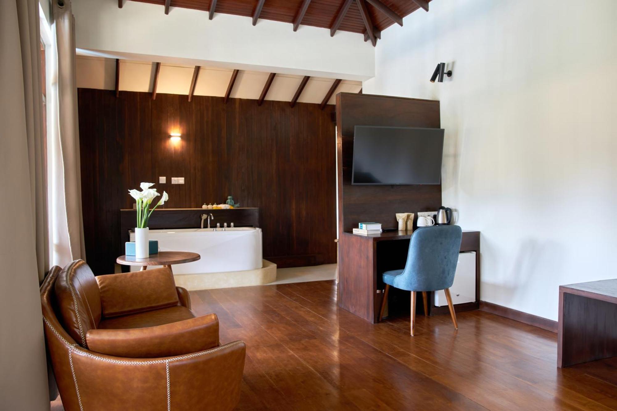 Seahorse Hotel & Spa Negombo Eksteriør bilde