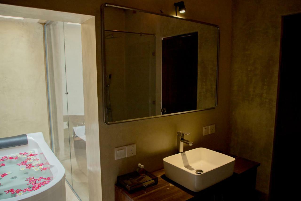 Seahorse Hotel & Spa Negombo Eksteriør bilde